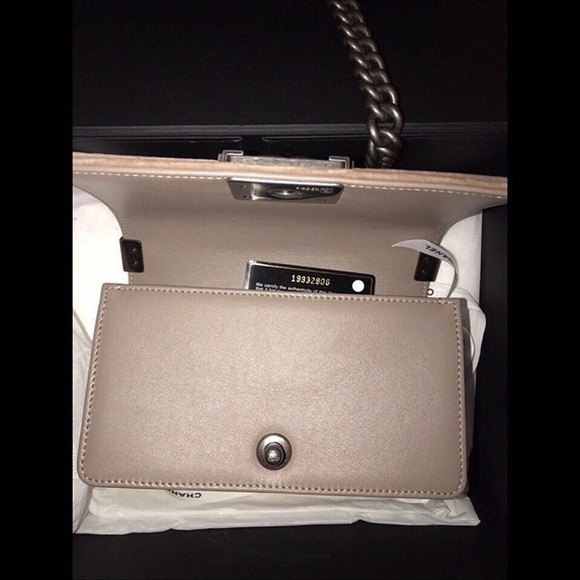 Chanel boy 👜 - Picture 5 of 15